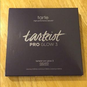 NIB Tarte Pro Glow 3 Cheek Palette